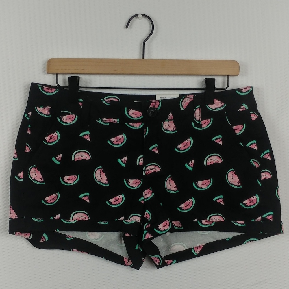 SO Black Watermelon Shortie Stretch Shorts Size 11